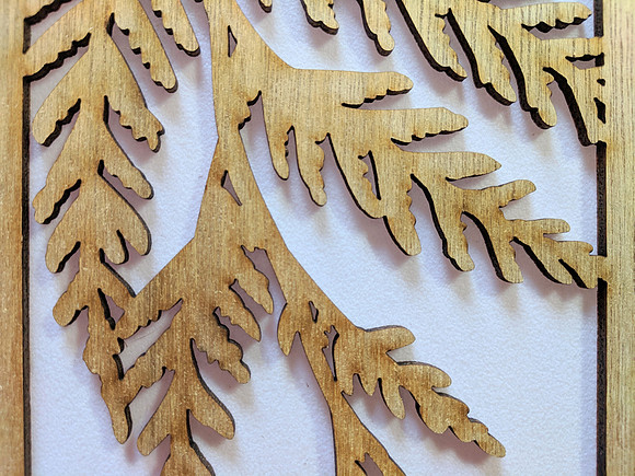 PNW Tree Leaves Lamp - Side detail